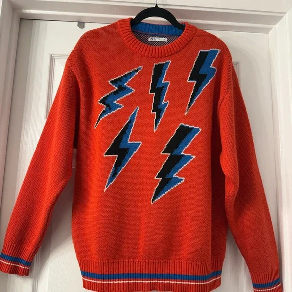 ⚡️ ZARA Red Lightning Bolt Graphic Knit Sweater M - Picture 8 of 8